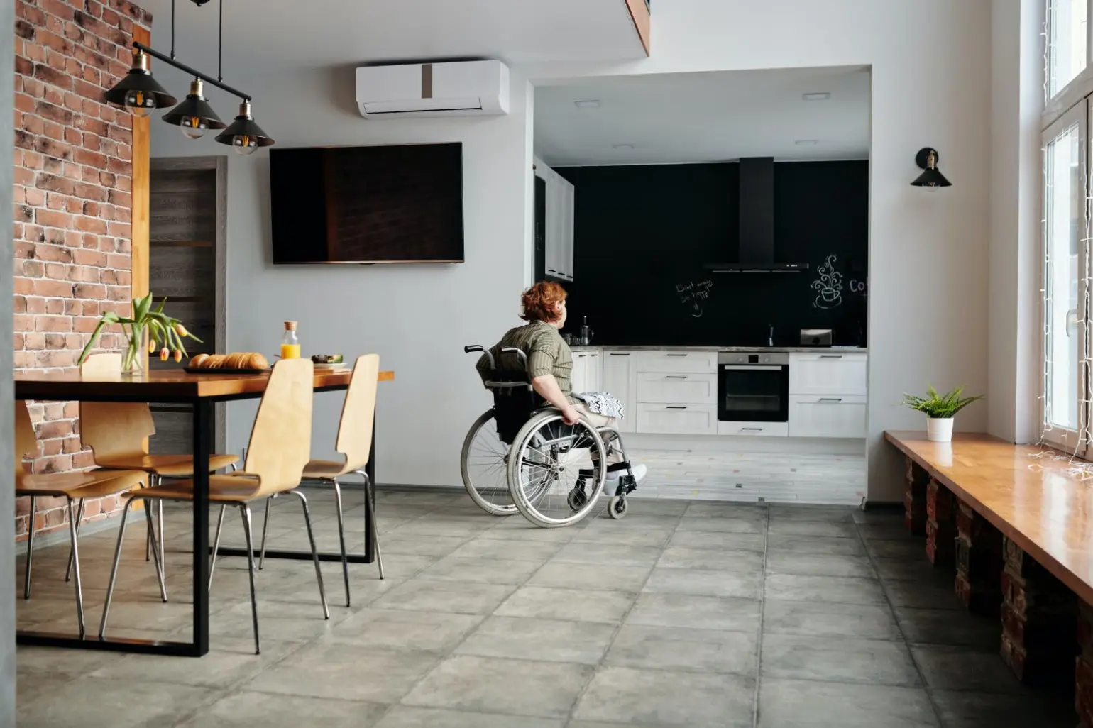 Projekty wnętrz dla osób starszych i niepełnosprawnych